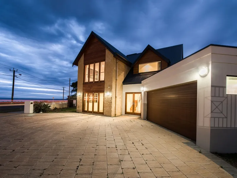 Beresford Boardwalk Beauty - Calling Executive Investors!