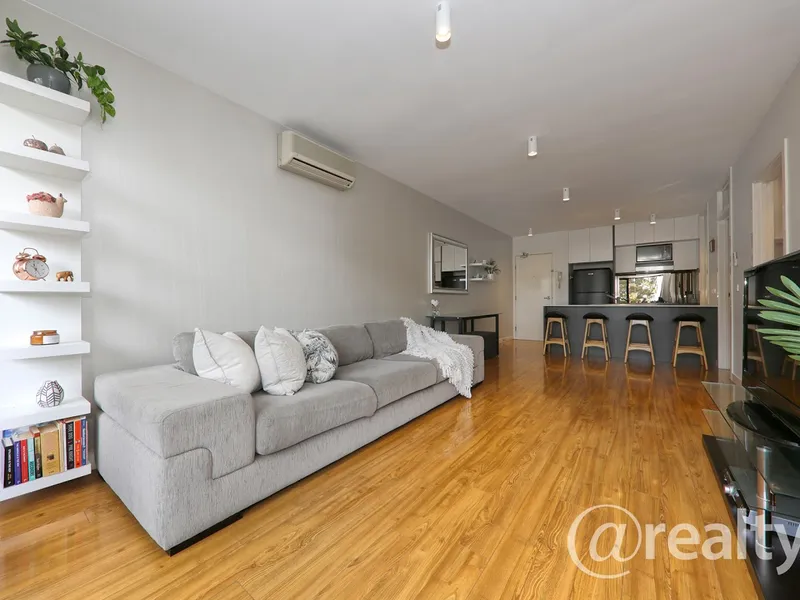 Modern, Stylish and Low Maintenance!