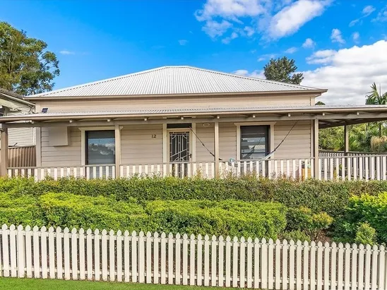 Beautifully Maintained Three Bedroom Cottage in Boolaroo
