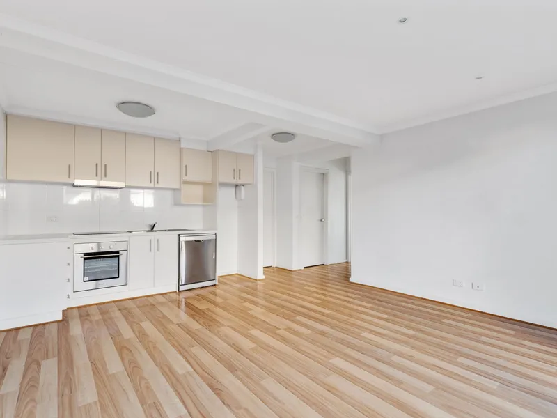 Single level excellence in the heart of Alphington.