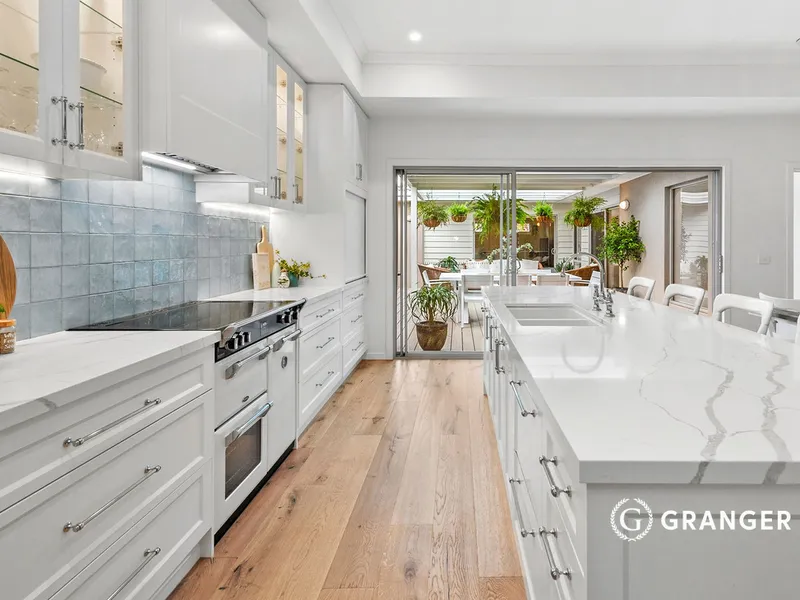 Hamptons in Hidden Harbour