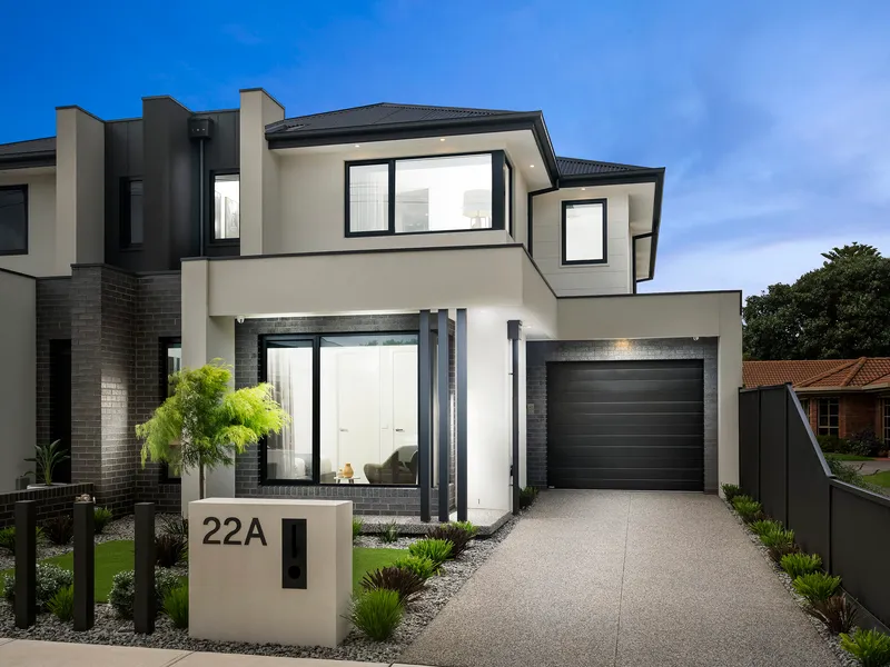 Bespoke Family Living by the Beach