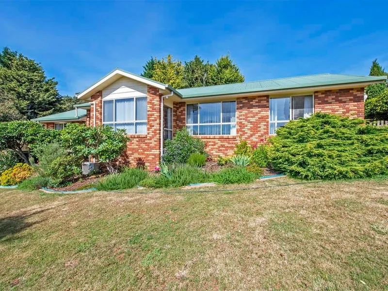 Lovely 4 Bedroom Family Home!