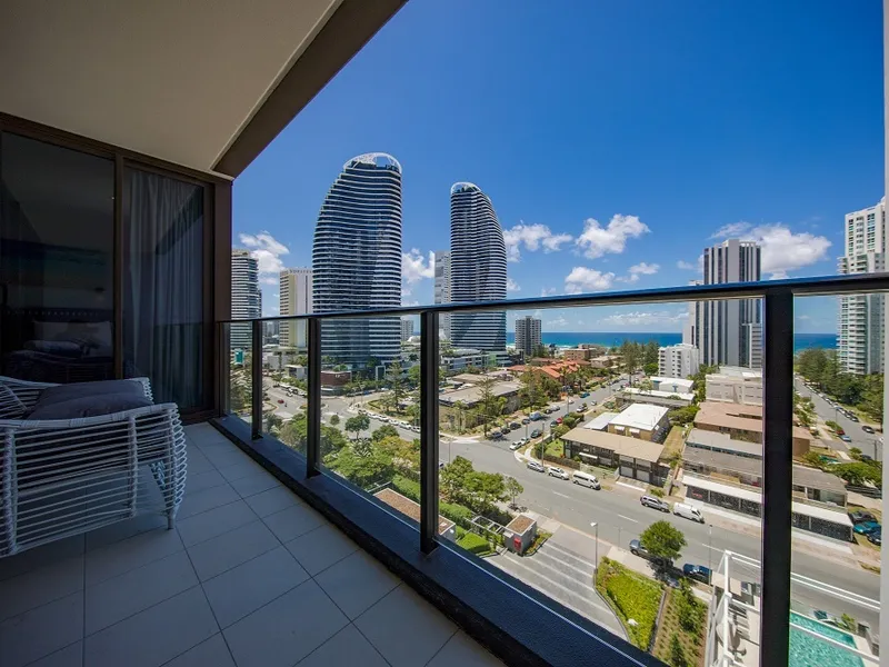 Broadbeach Ocean view, 2 bedrooms apartment, 1 carpark and low BC
