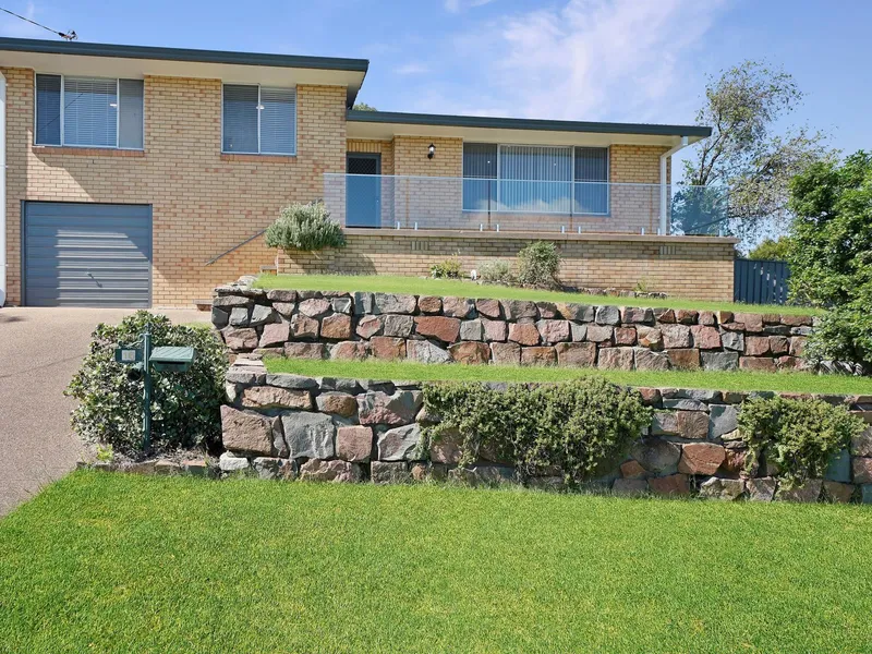 FANTASTIC FAMILY HOME!!