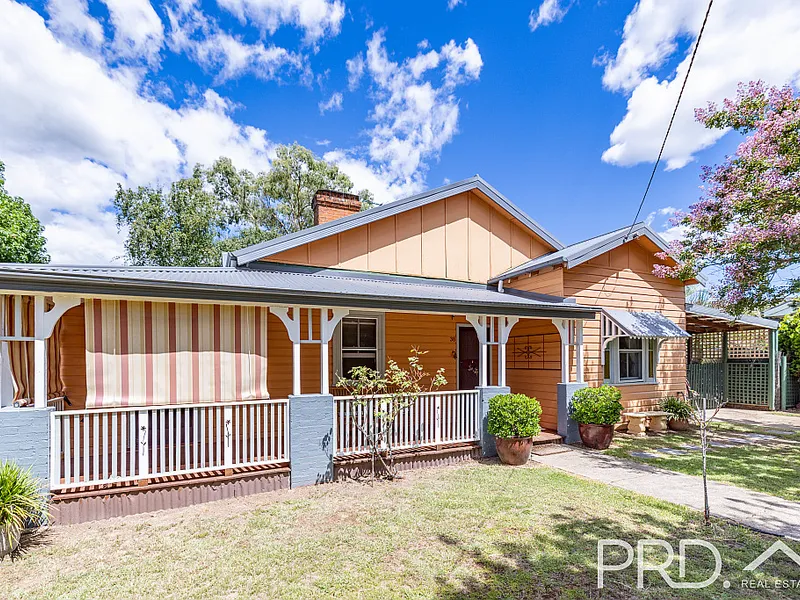 Character filled Cottage!