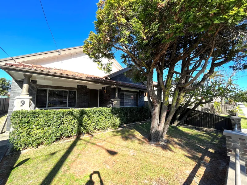 Oversized 3 bedroom home!