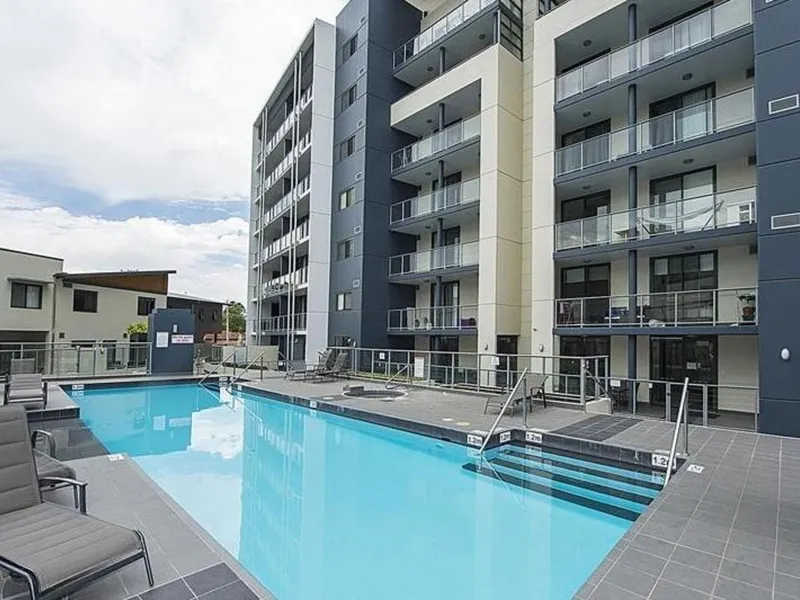 Prime Location! Stunning 2x2 Apartment at Spring View Towers For Sale!!!