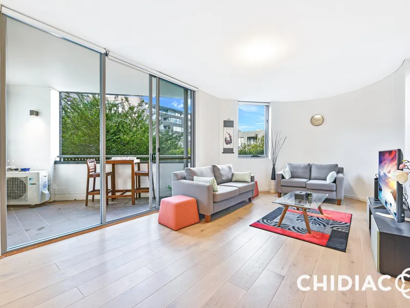 Modern apartment | Open plan living | Floorboards