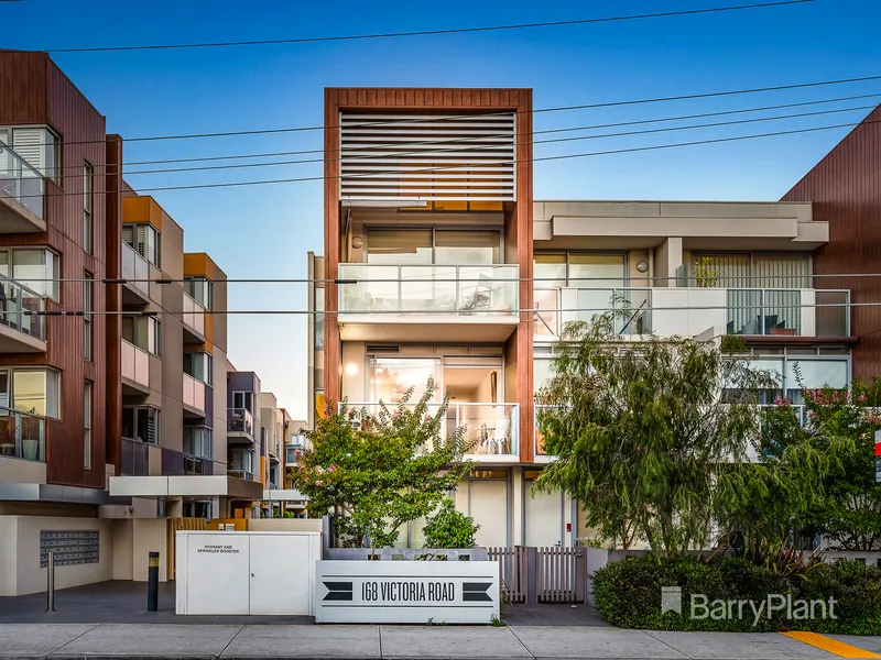 Contemporary living in stunning Northcote.