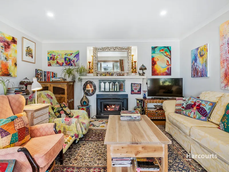 Quirky, Character 1950's Cottage