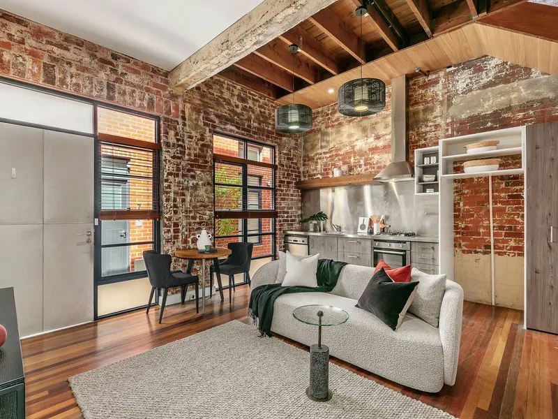 Lofty New York-Style Conversion