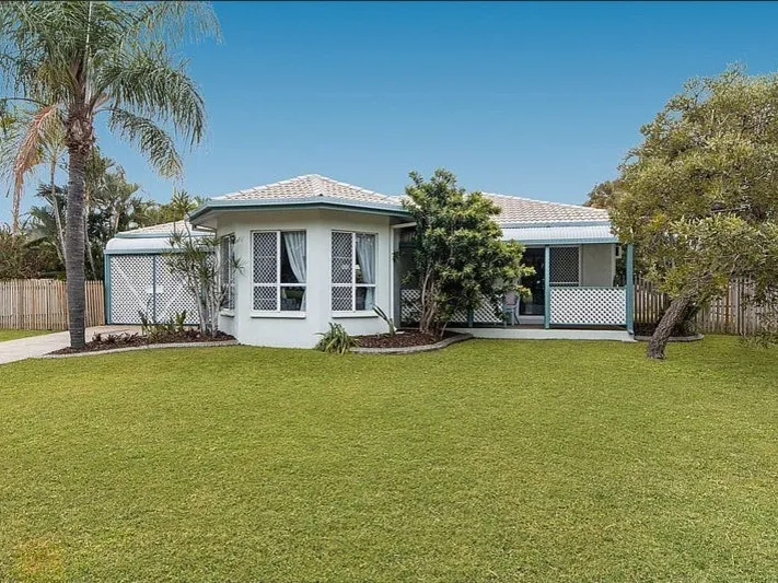 Perfect for Young Family with Huge Park!