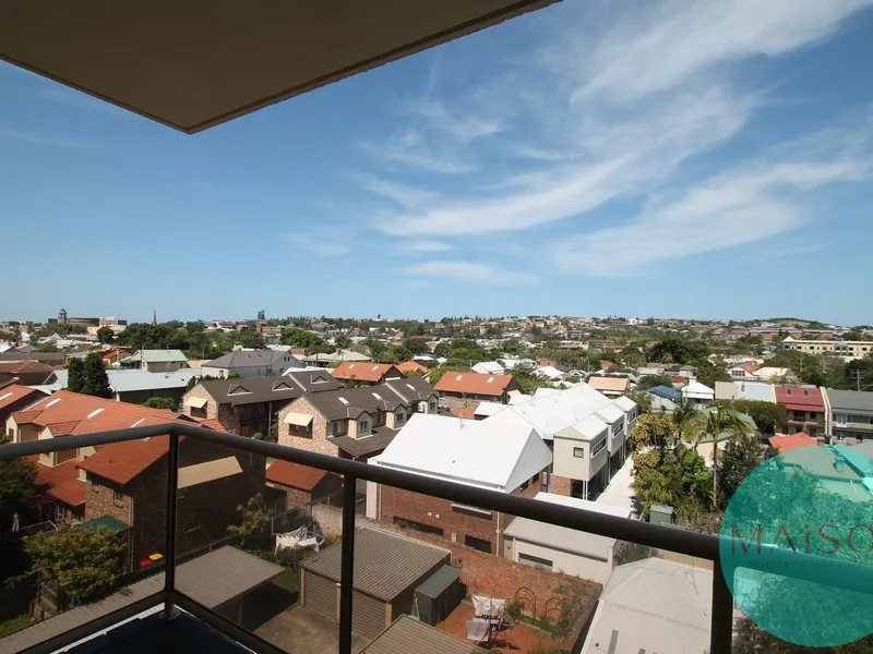 $625 per week - Fully furnished!