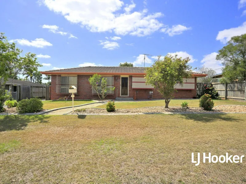 BEAUTIFUL BRICK HOME IN PERFECT LOCATION!