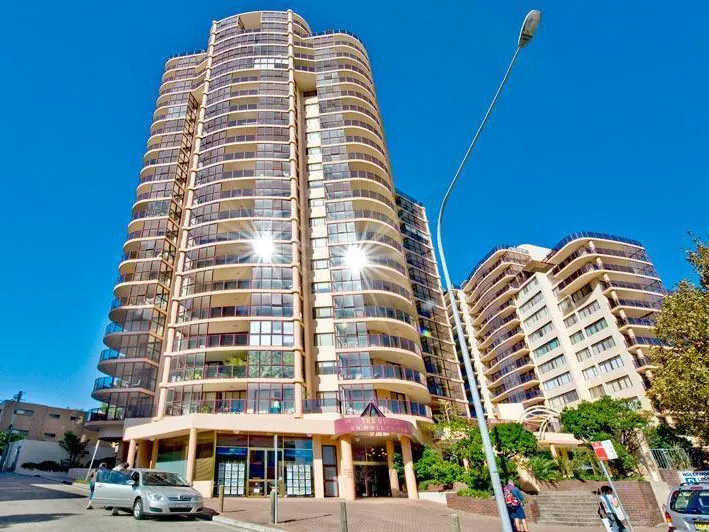 Enjoy the high life with all year round Concierge service in the heart of Bondi Junction at the highly desirable ‘Oscar’ complex.
