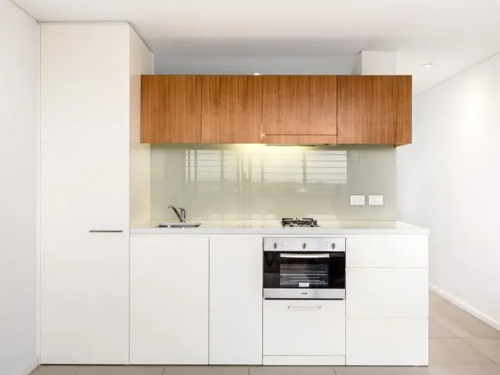 MODERN ONE BEDROOM APARTMENT IN GREAT LOCATION!