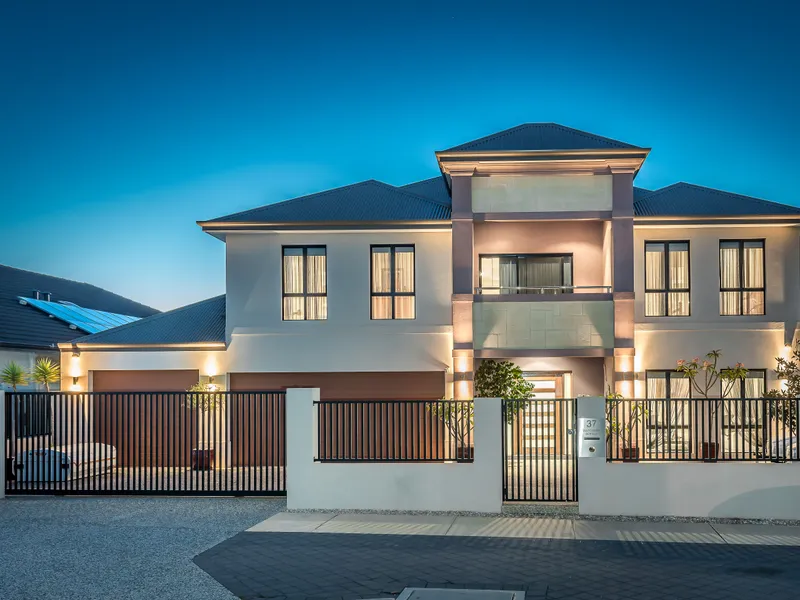 UNDER OFFER 1st WEEK !!