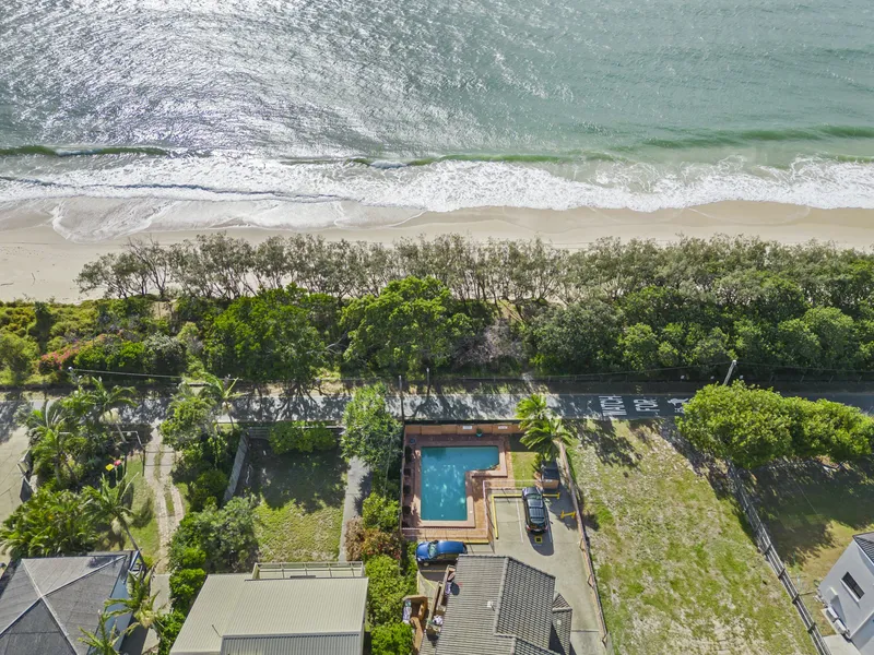 HEAR THE WAVES CRASHING