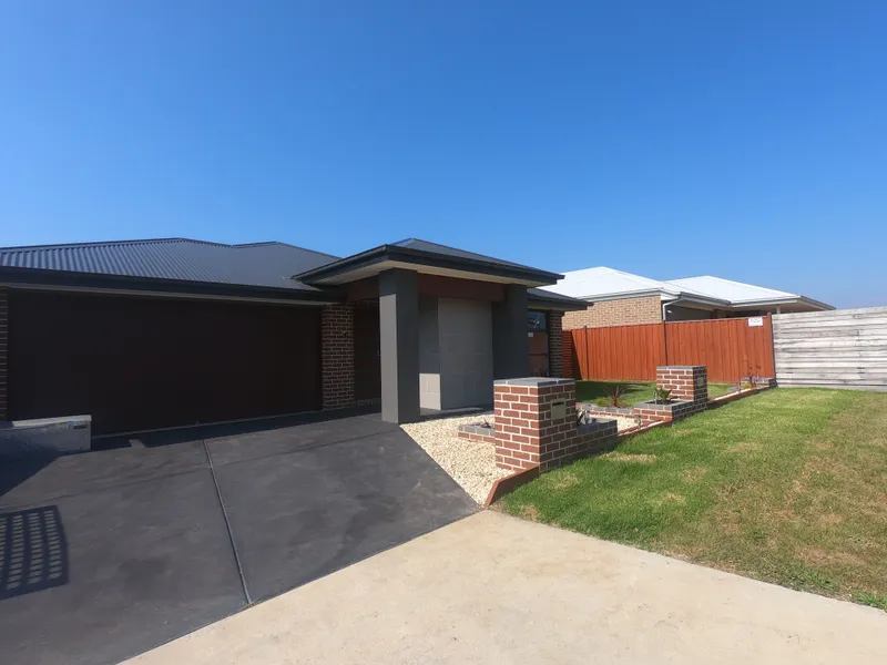 WELL PRESENTED 4 BEDROOM HOME