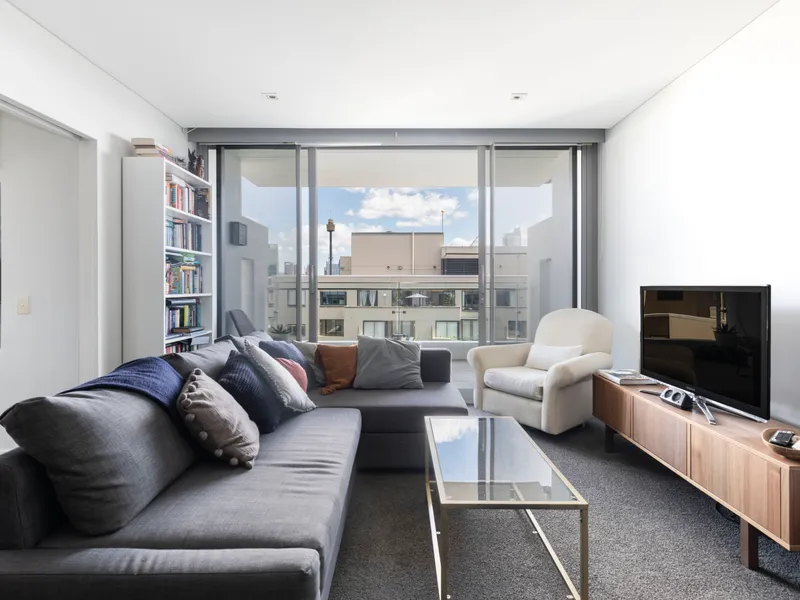 Oversized, one bedroom apt in the 'Ikon'