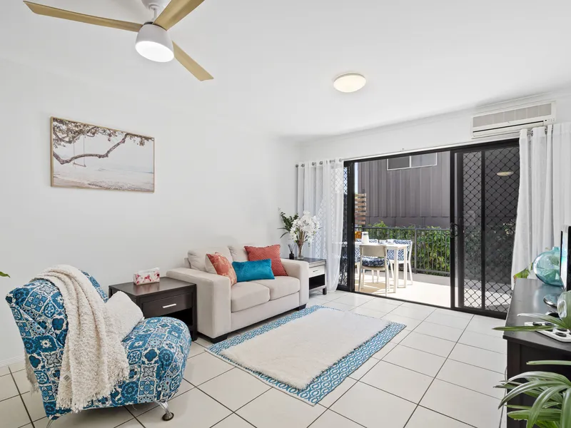 Ground Floor Unit Close to Everything !