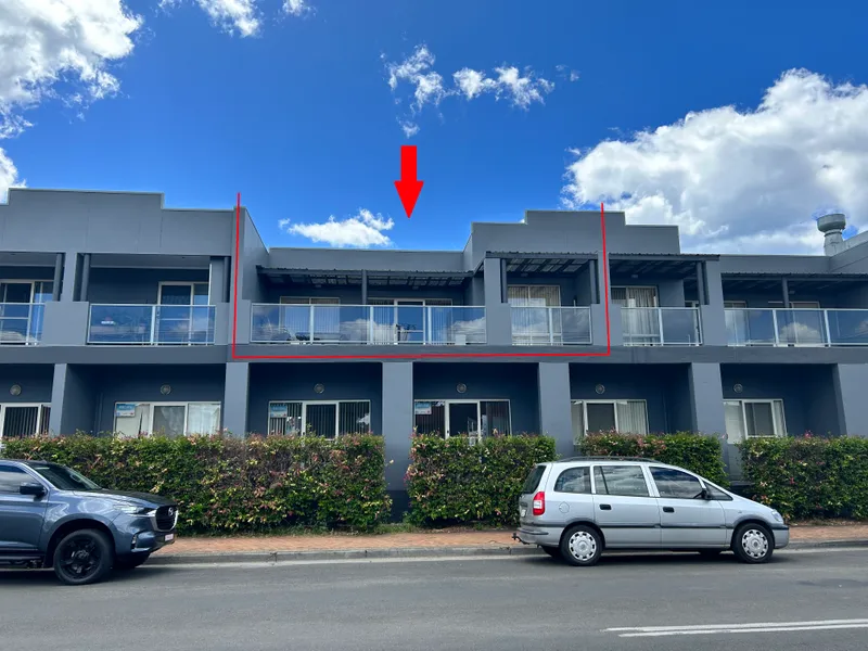 Modern & bright unit in the heart of Sussex Inlet