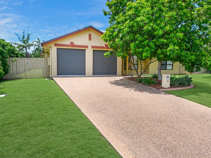Large Family Home Close To The Beach!
