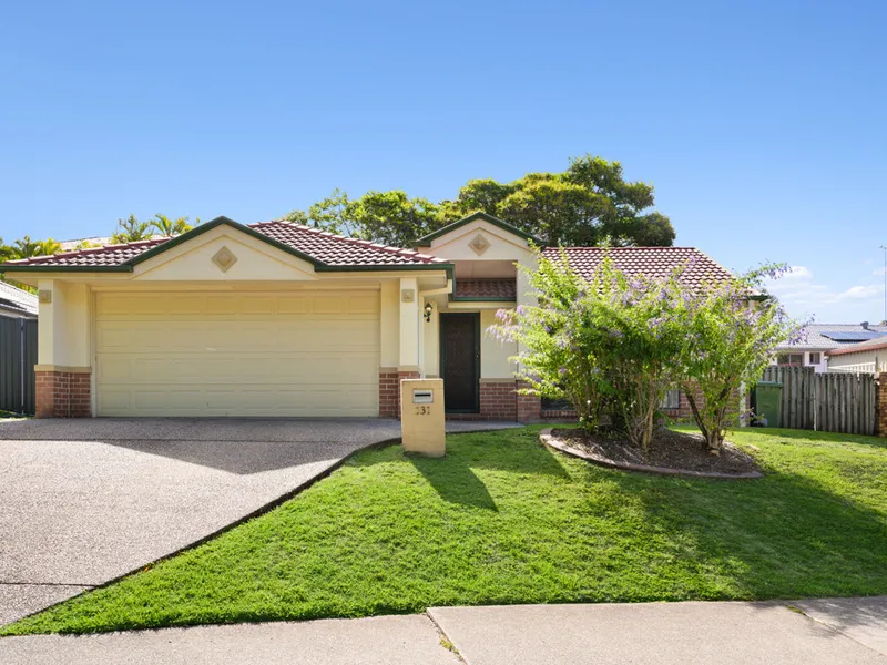 GREAT FAMILY HOME OPPORTUNITY IN PACIFIC PINES - SOLD ON OR PRIOR TO AUCTION