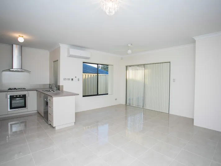 COOL, COSY, CENTRAL, SECURE  - No worries with this one