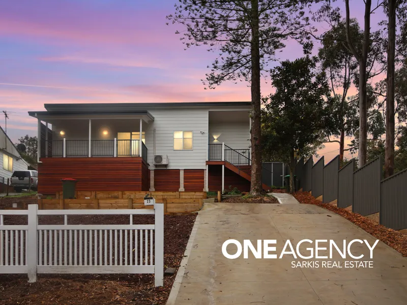 Brand new home offering absolute comfort and lake views