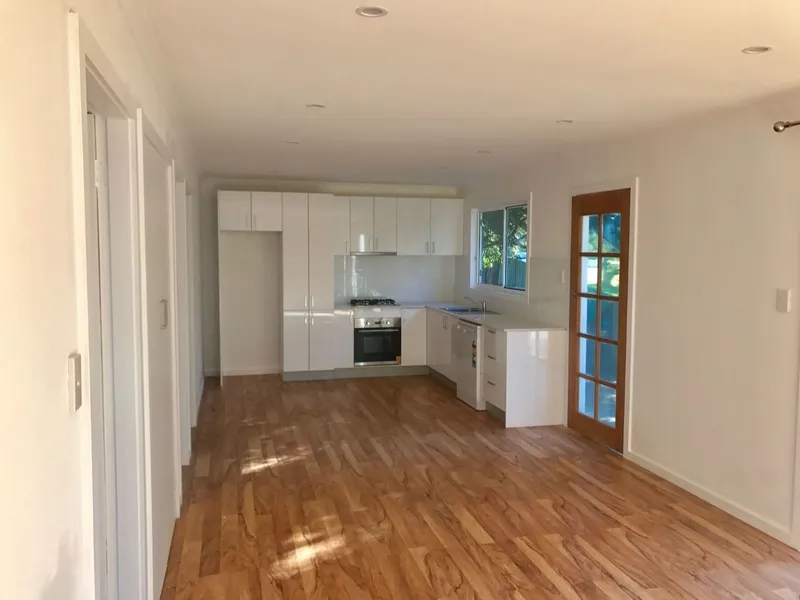 NEAR NEW! 2 bedroom Villa