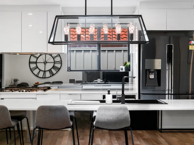 Luxurious | Chic | Modern