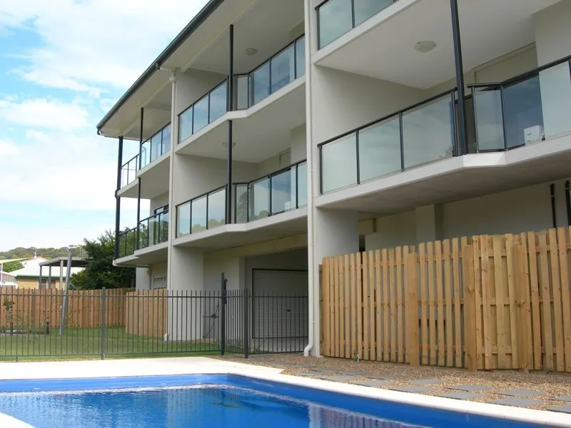TWO BEDROOM UNIT AT RAINBOW BEACH WITH POOL