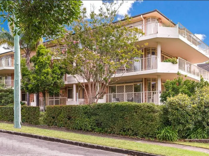 BEAUTIFULLY PRESENTED AND SPACIOUS