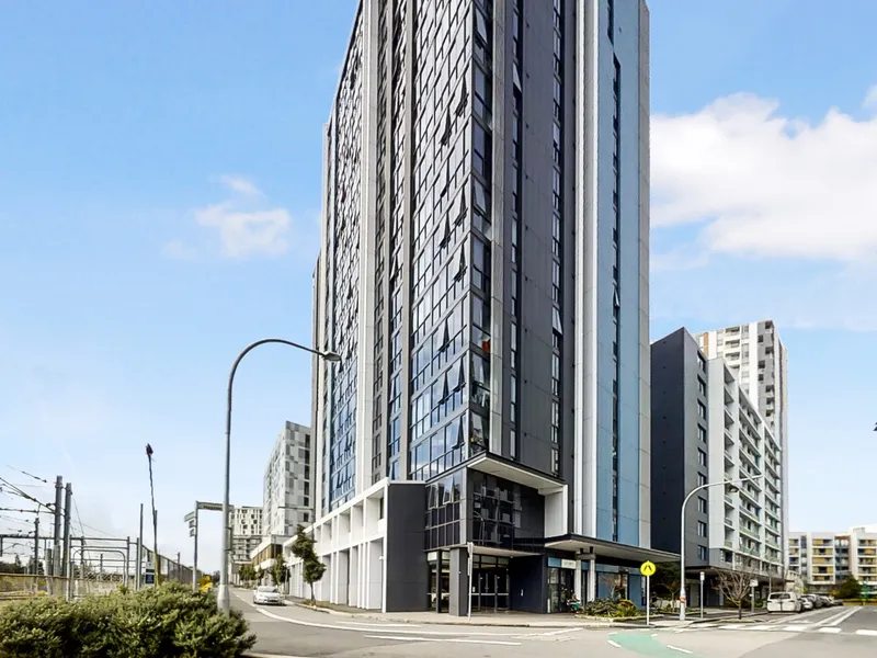 Great One Bedroom with Carpark