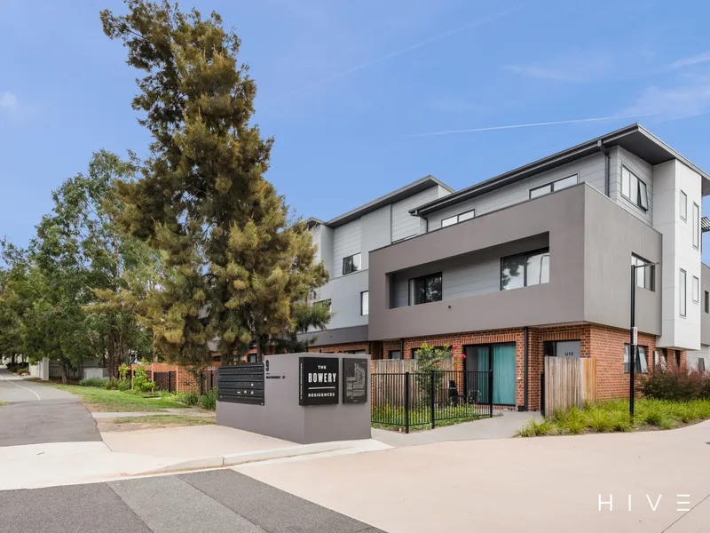 Lifestyle & convenience wrapped up in a near new residence!