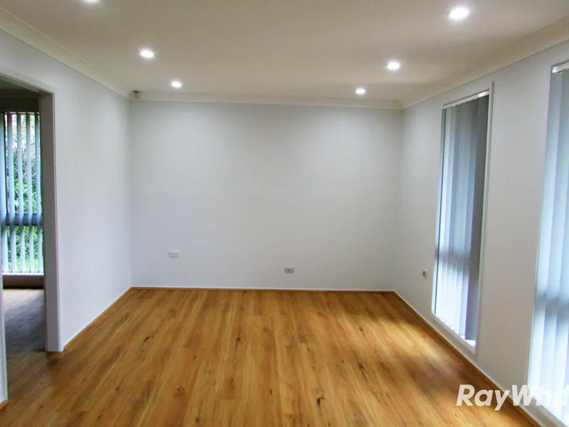 Three Bedroom Family Home Close To All Amenities!