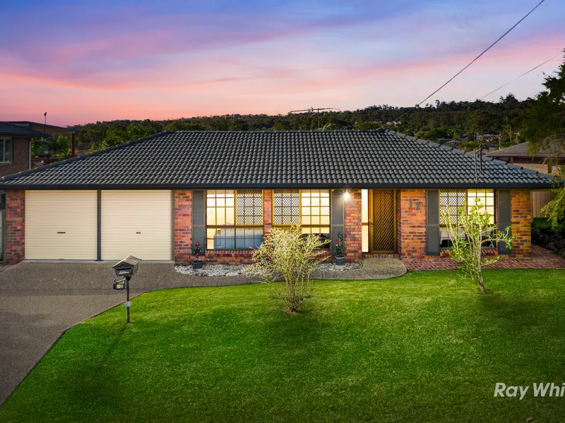 WELCOMING 4 BED 2 BATH FAMILY HOME IN THE SOUGHT AFTER 'E STREETS' - FRESHLY PAINTED WITH NEW CARPETS AND BLINDS, ALL YOU NEED TO DO IS MOVE IN!