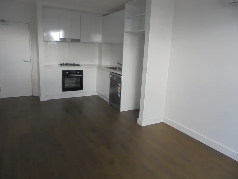 RENTAL REDUCED......Low maintenance living....