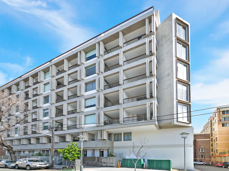 Modern apartment in great location