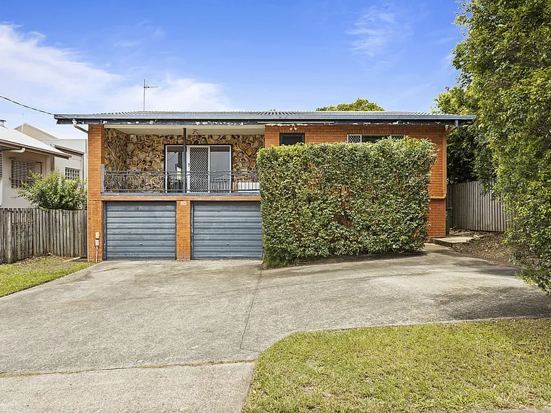 PRIME DEVELOPMENT SITE - 782m2 MEDIUM DENSITY ZONING!