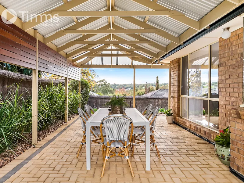 Stylish Family Living In A Prestigious Location