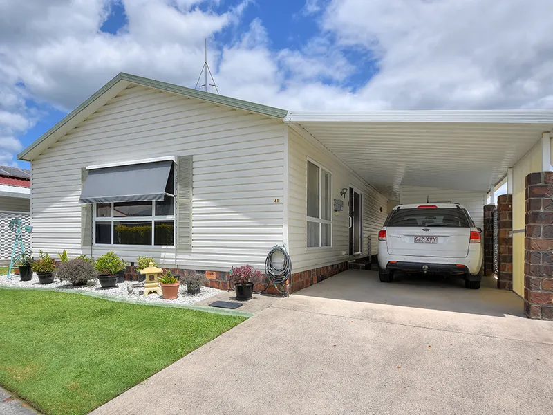 Immaculate Home Facing East Nothing to Spend Just Move In & Enjoy 