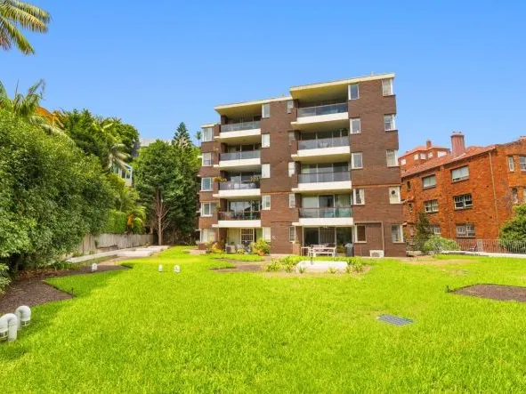 Space Sun Garden in desirable location