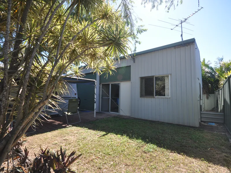 Liveable Shed Close to Beach