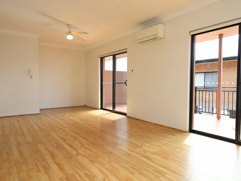 Three Bedroom Apartment In The Heart Of Greenacre