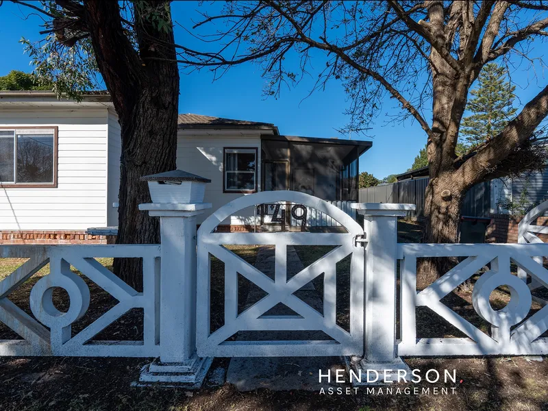 Charming, cosmetically refreshed home on Close Street!