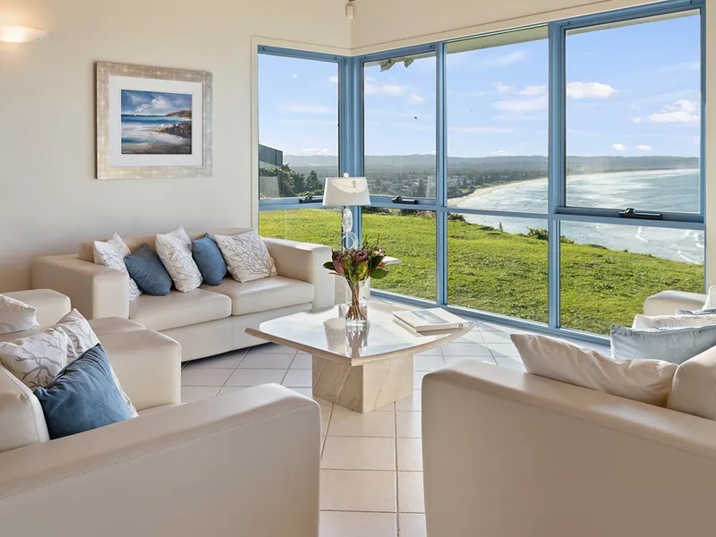 Watch the whales flow by