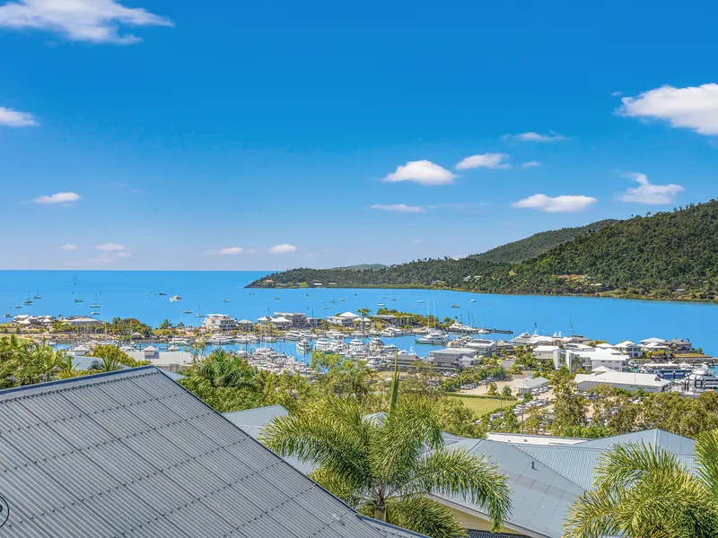 Stunning Holiday Investment Overlooking Airlie Beach